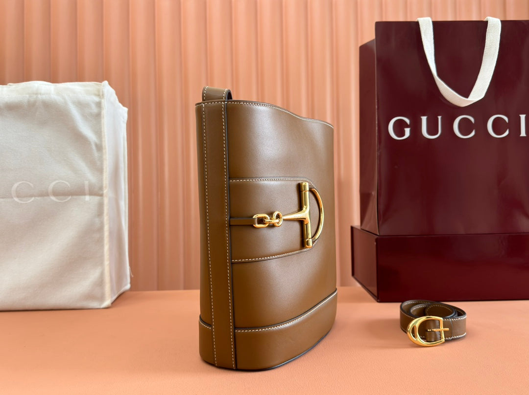 GUCCI 73 MEDIUM BUCKET BAG 27.5 IN BROWN SMOOTH CALFSKIN