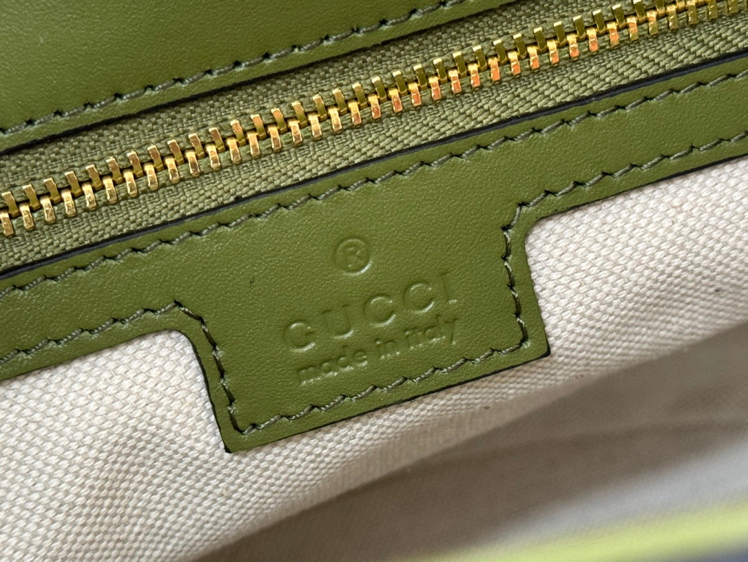 GUCCI 73 SMALL BUCKET BAG 20 IN GREEN SOFT SUEDE AND CALFSKIN