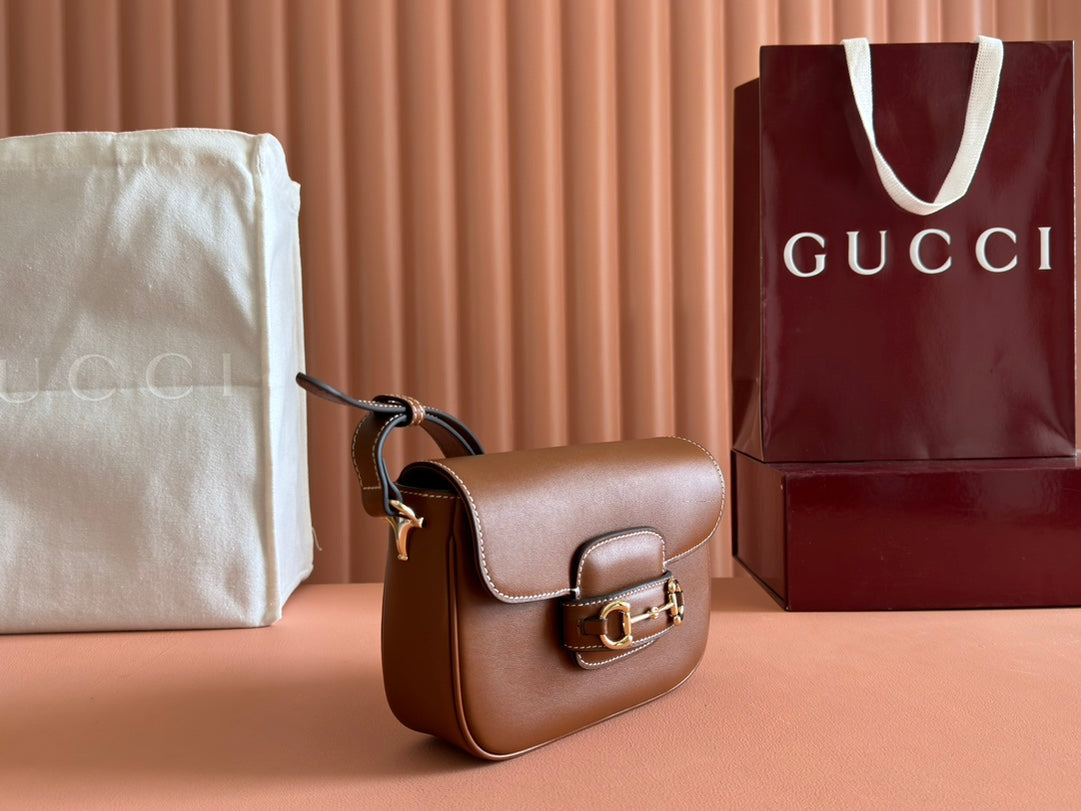 GUCCI SMALL HORSEBIT 1955 SHOULDER BAG 20 IN BROWN SOFT CALFSKIN LIGHT GOLD HARDWARE