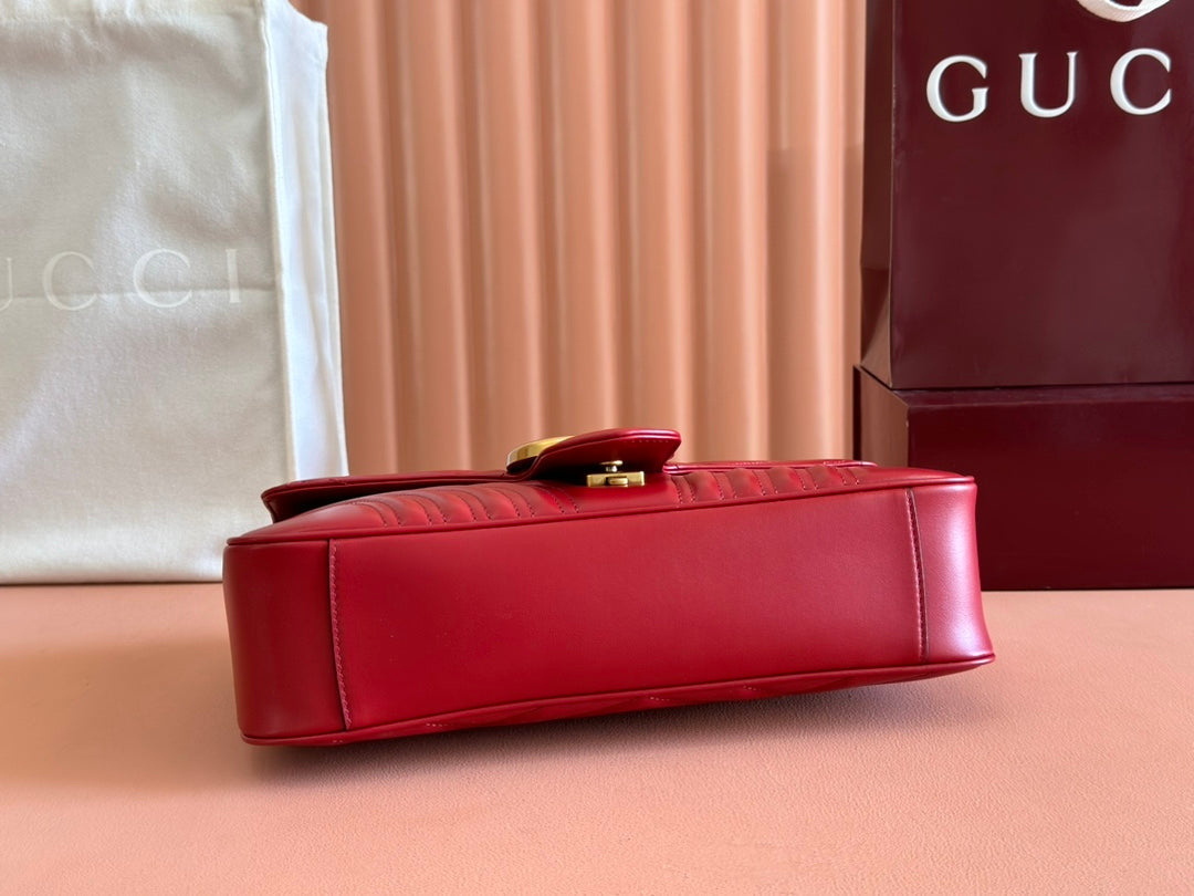 GUCCI MARMONT SHOULDER BAG 31 IN RED CALFSKIN GOLD CHAIN
