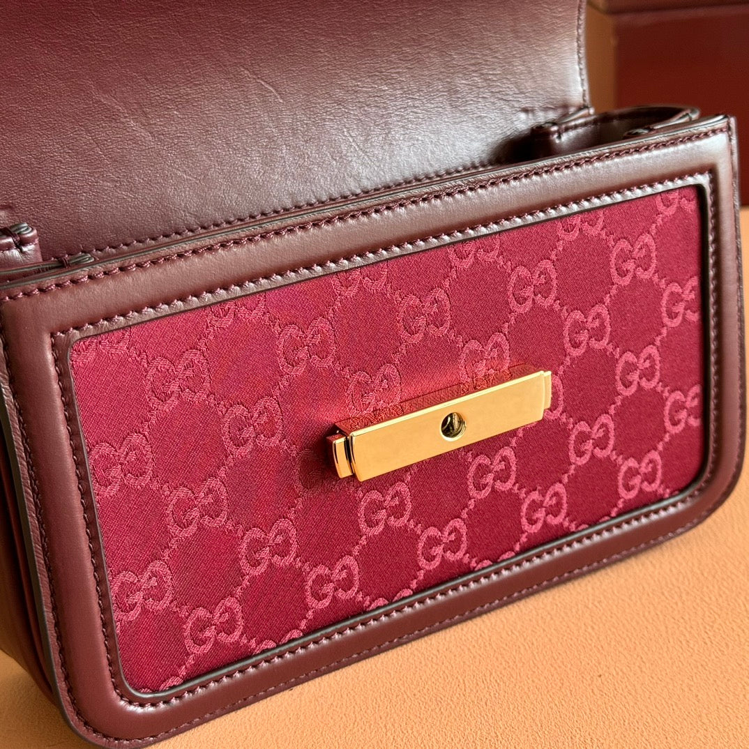 GUCCI GO SMALL SHOULDER BAG 21.5 IN ROSSO ANCORA RED  CANVAS