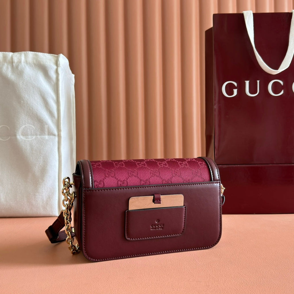 GUCCI GO SMALL SHOULDER BAG 21.5 IN ROSSO ANCORA RED  CANVAS