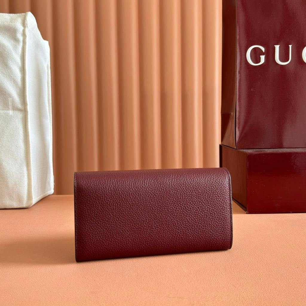 GUCCI SOFTBIT CONTINENTAL WALLET 19 IN ROSSO ANCORA RED CALFSKIN GOLD HARDWARE