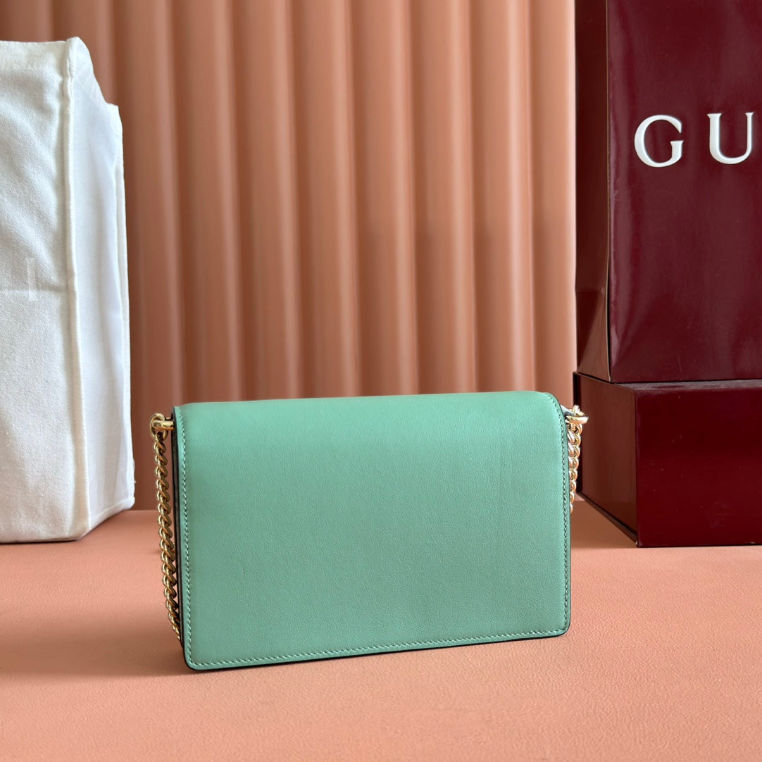 GUCCI EMBLEM WALLET ON CHAIN 20 IN SAGE GREEN SMOOTH CALFSKIN