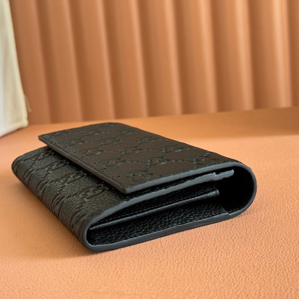 GUCCI EMBLEM CONTINENTAL WALLET 19 IN BLACK  SMOOTH CALFSKIN