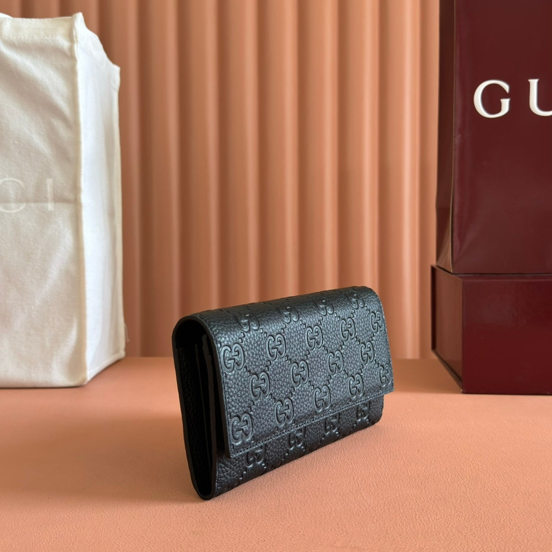 GUCCI EMBLEM CONTINENTAL WALLET 19 IN BLACK  SMOOTH CALFSKIN