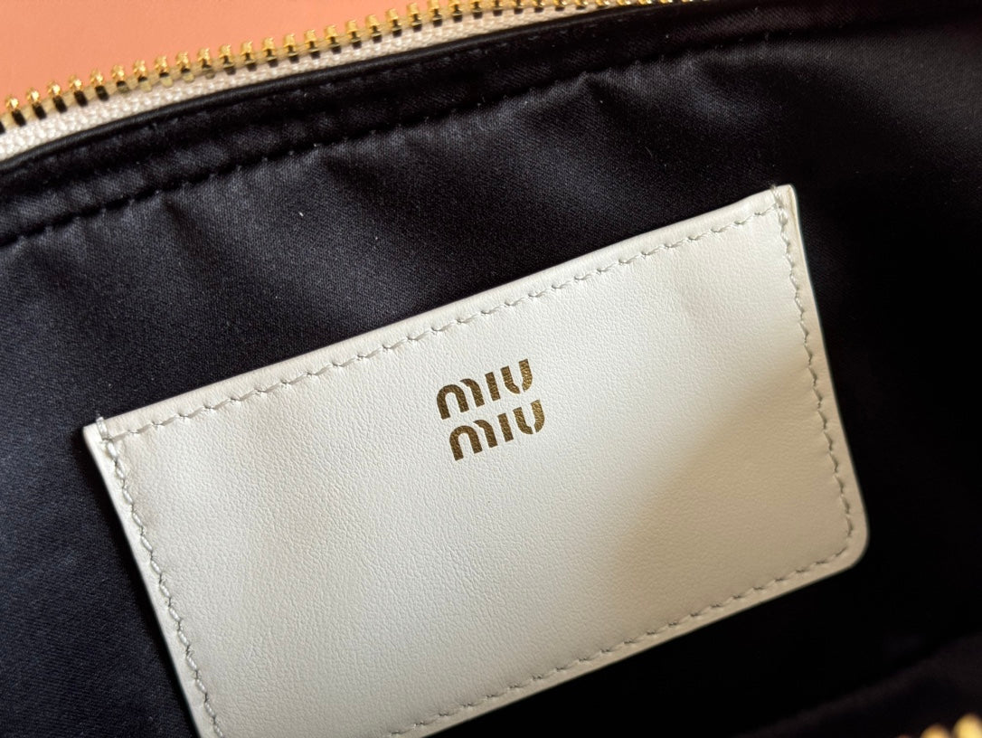 ARCADIE BAG 19 WHITE IN CALFSKIN GOLD HARDWARE