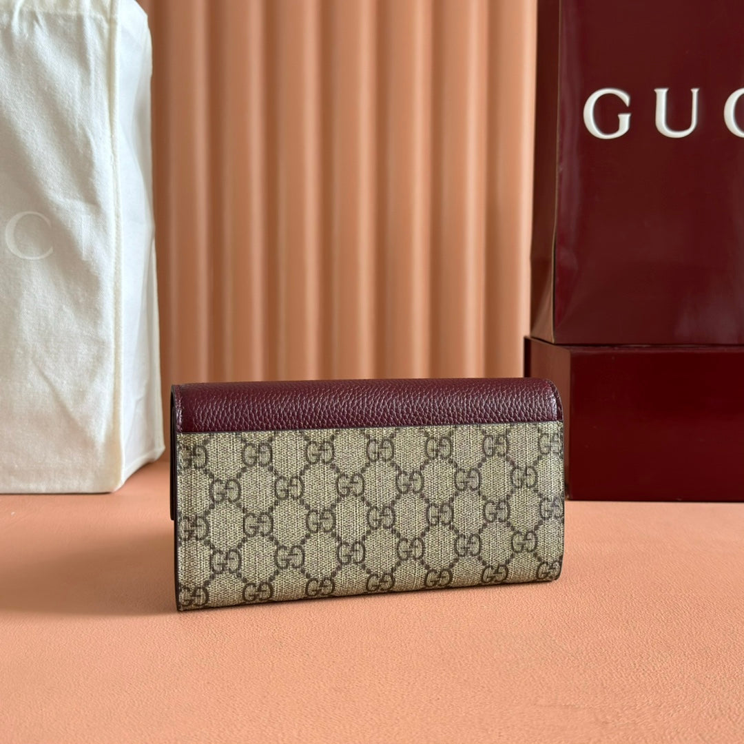 GUCCI MARMONT BAG 19 EBONY AND DARK RED CALFSKIN ON CHAIN