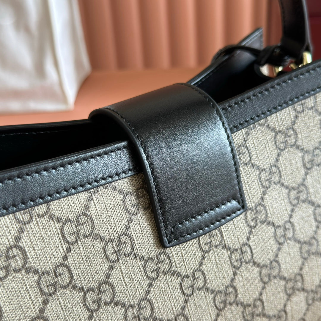GUCCI 26S PADLOCK TOP HANDLE BAG 25 IN DARK BEIGE AND BLACK CALFSKIN