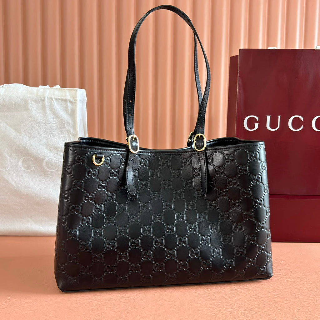 GUCCI 26S TOTE BAG 38 IN BLACK CALFSKIN WITH MONOGRAM PATTERN