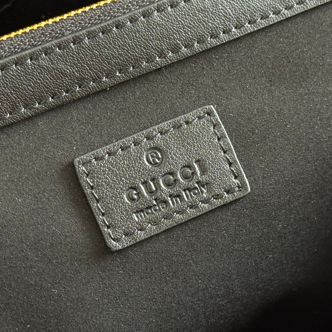 GUCCI 26S TOTE BAG 38 IN BLACK CALFSKIN WITH MONOGRAM PATTERN