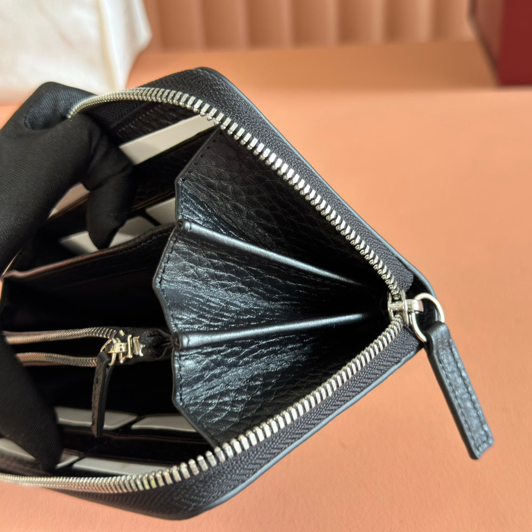 GUCCI MARMONT 19 LONG WALLET IN BLACK CALFSKIN SILVER HARDWARE