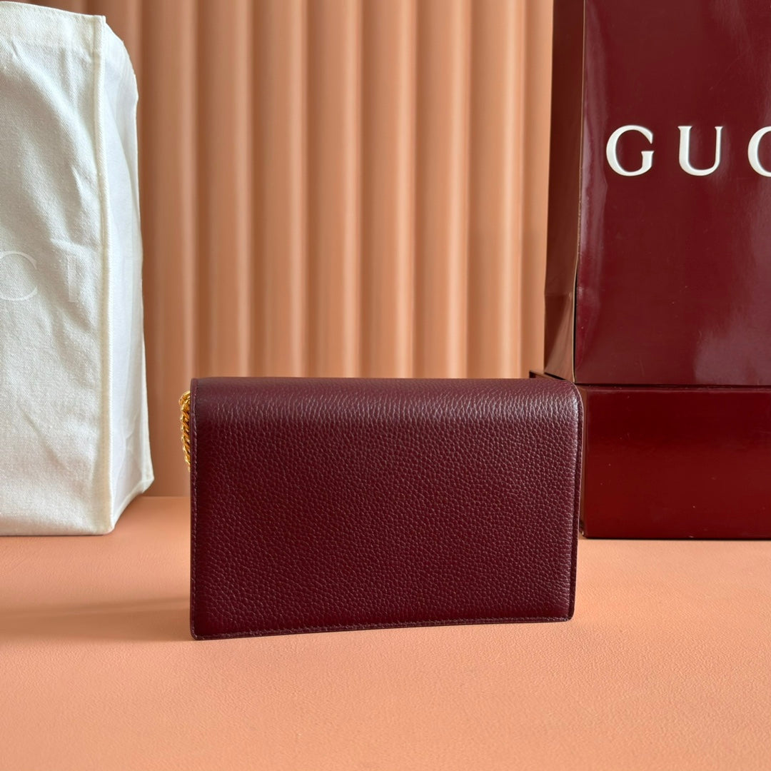 GUCCI MARMONT 20 MINI CHAIN BAG IN DARK RED CALFSKIN