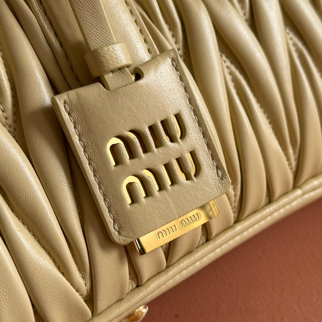 ARCADIE MATELASSÉ BAG 27 BEIGE IN CALFSKIN GOLD HARDWARE