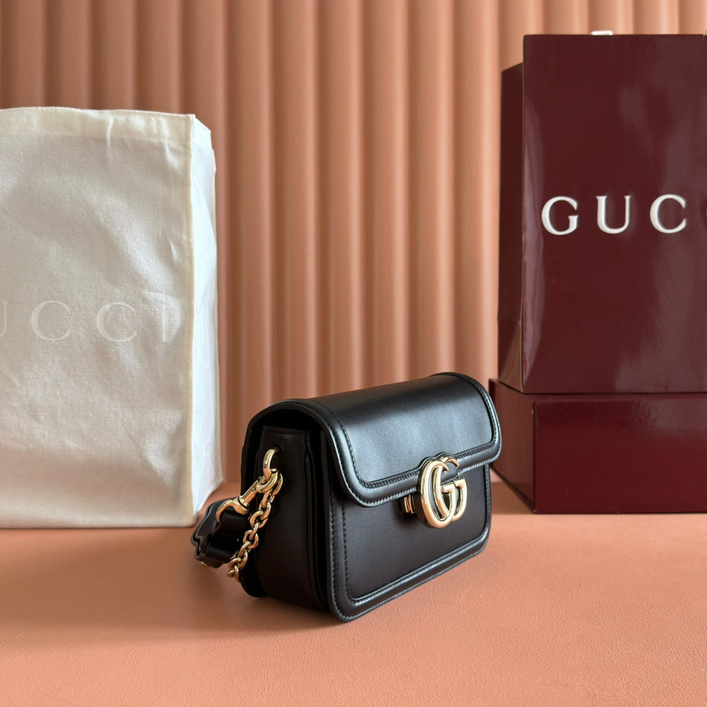 GUCCI 26S SHOULDER BAG 21 IN BLACK CALFSKIN