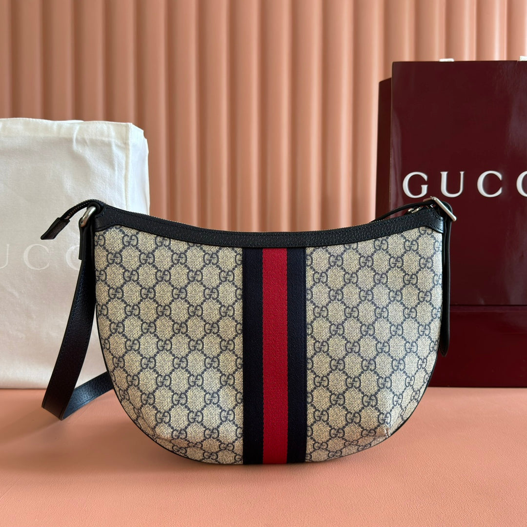 GUCCI 25S EPILOGUE BAG 30 IN BEIGE AND BLACK CALFSKIN