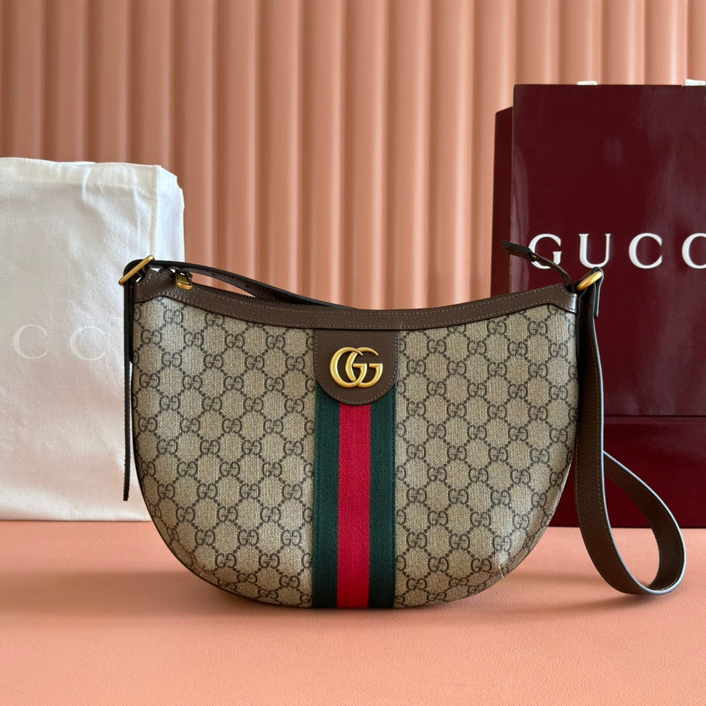 GUCCI 25S EPILOGUE BAG 30 IN BEIGE AND EBONY CALFSKIN