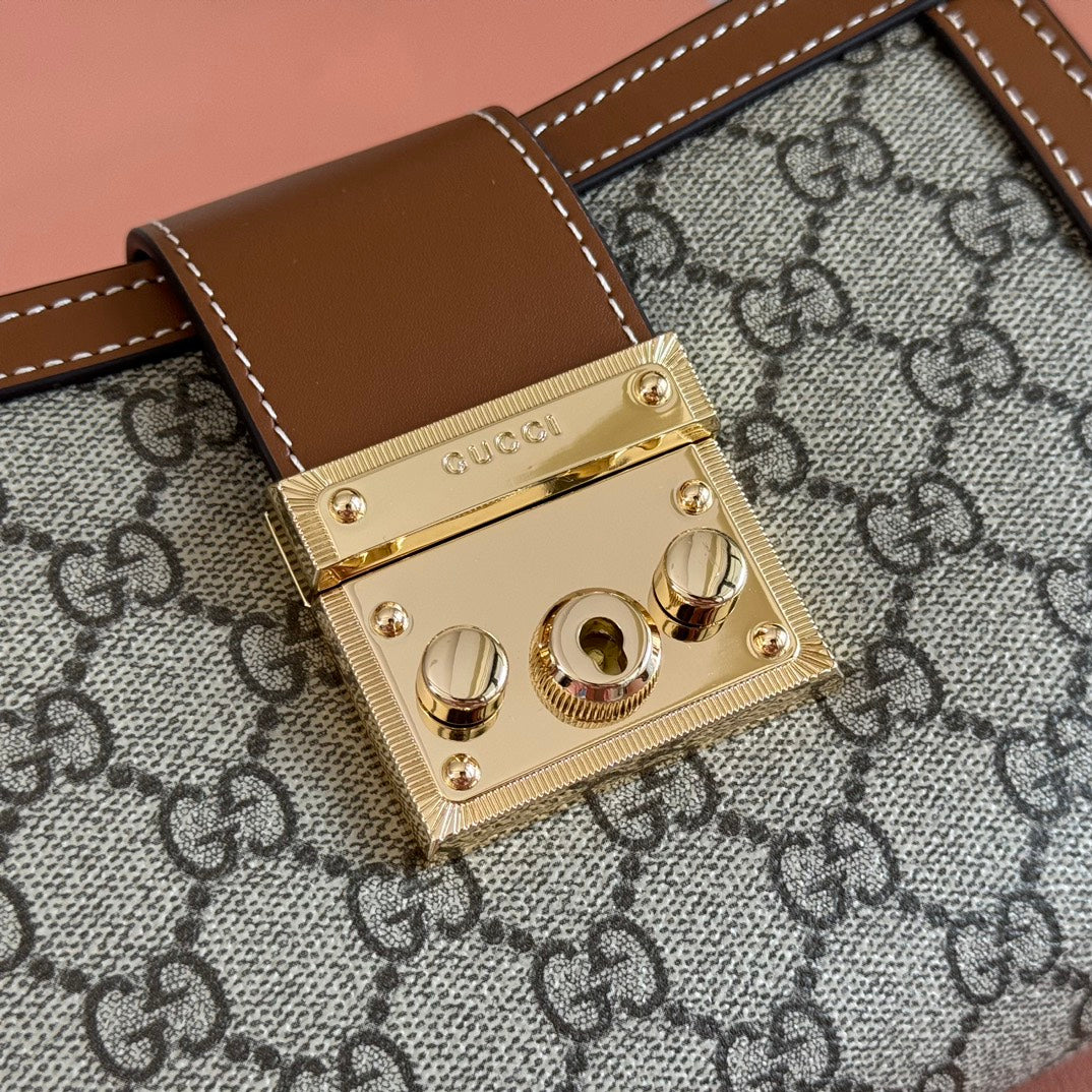 GUCCI 26S PADLOCK TOP HANDLE BAG 20 IN DARK BEIGE AND BROWN CALFSKIN