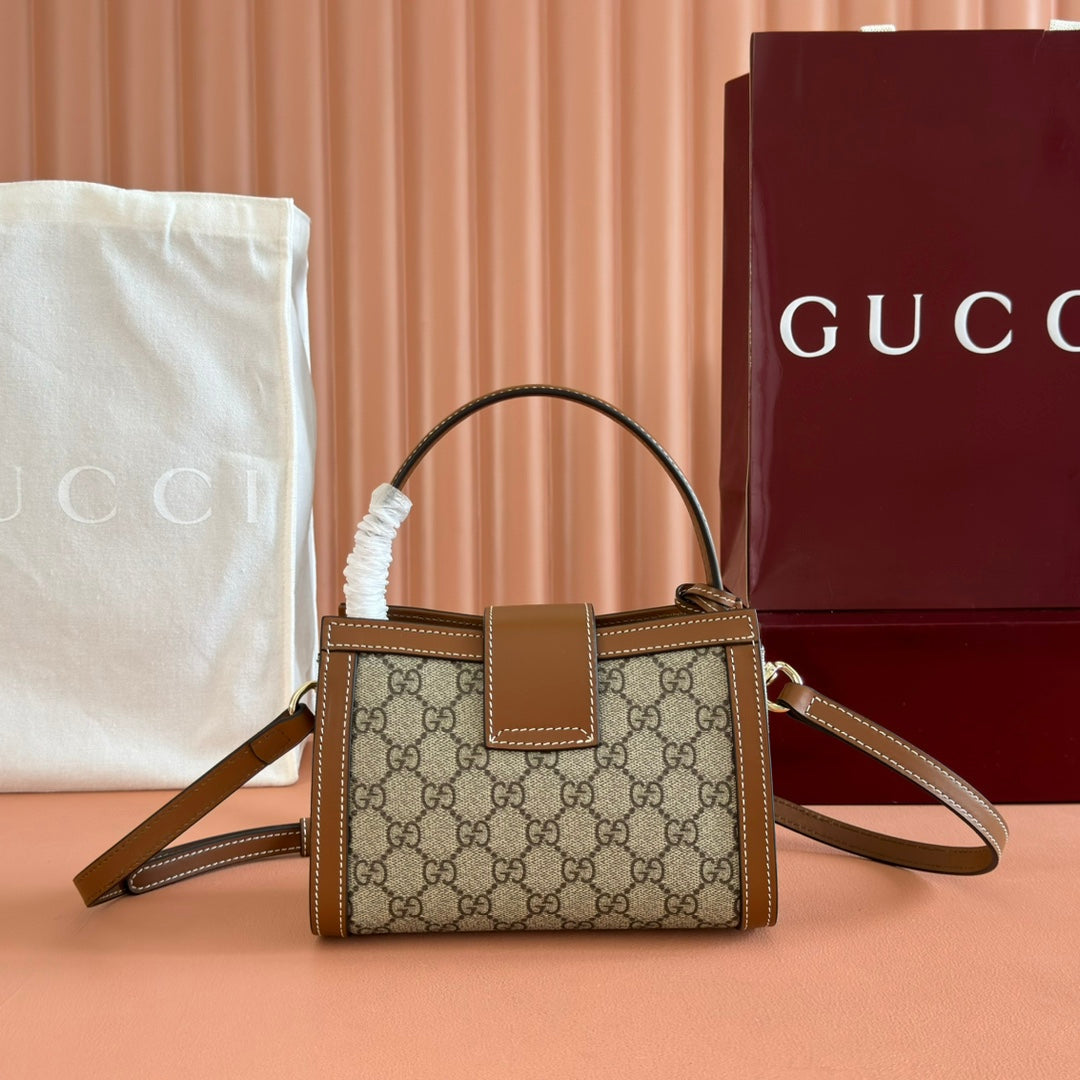 GUCCI 26S PADLOCK TOP HANDLE BAG 31 IN DARK BEIGE AND BROWN CALFSKIN