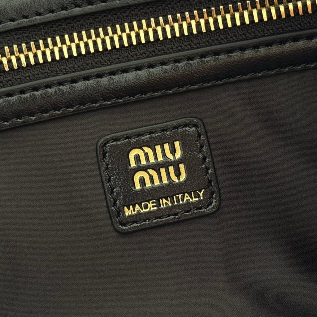 MIUMIU 26S TOP-HANDLE BAG 28 IN BLACK CALFSKIN GOLD HARDWARE