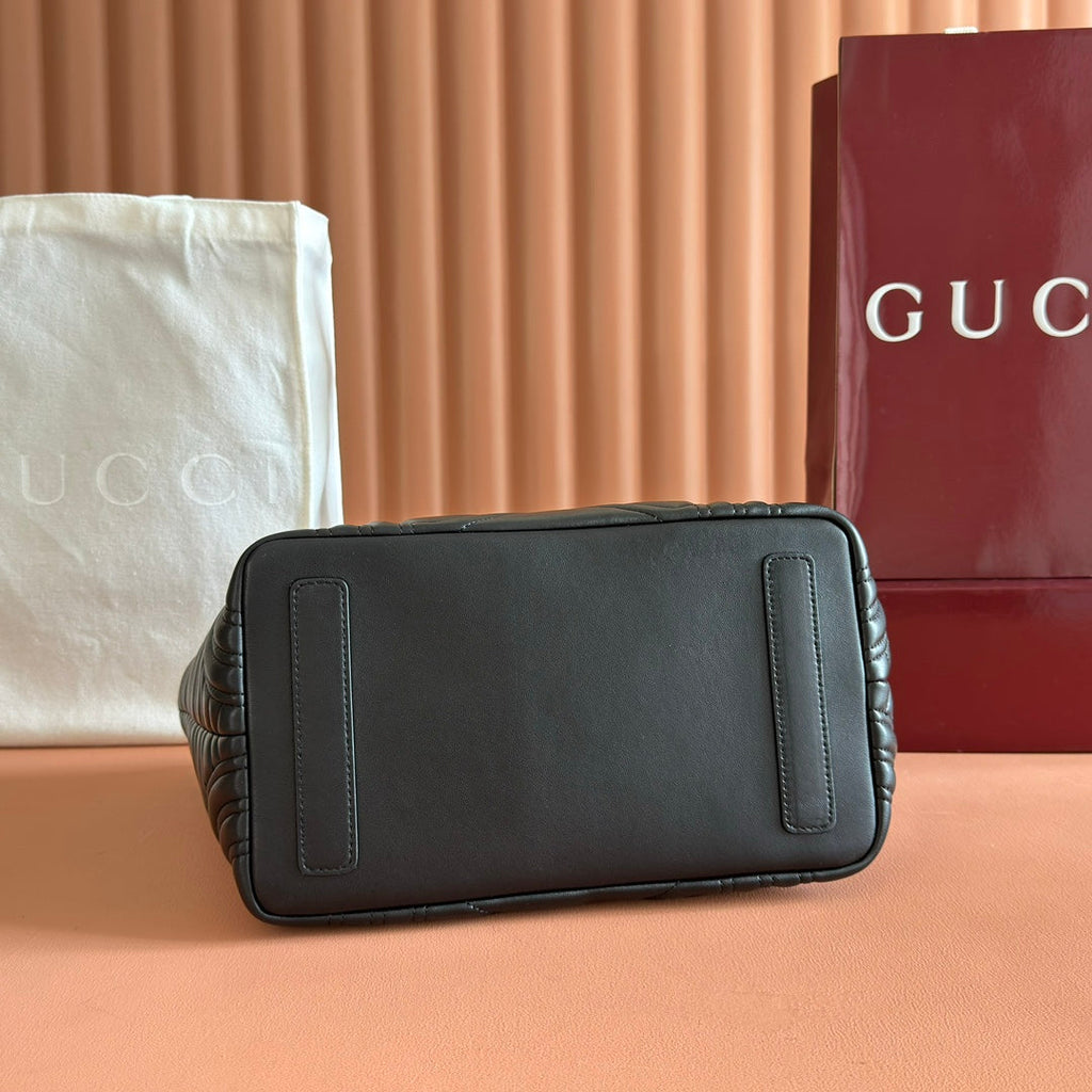 GUCCI 25S SMALL TOTE BAG 39 CM IN BLACK CALFSKIN WITH GOLD HARDWARE