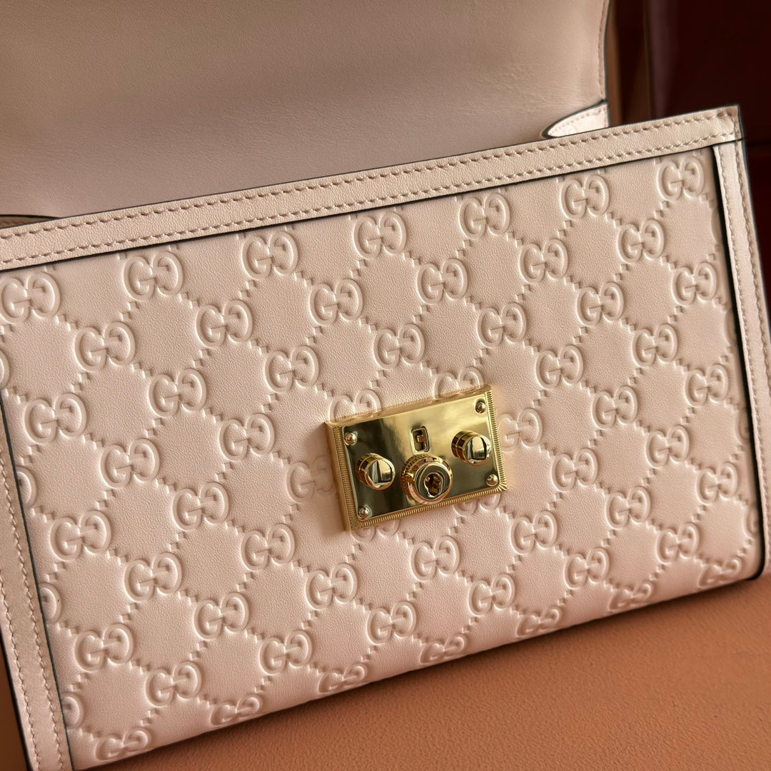 GUCCI 26S PADLOCK BAG 26 IN LIGHT PINK EMBOSSED CALFSKIN