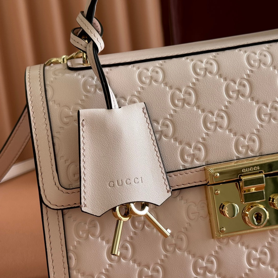 GUCCI 26S PADLOCK BAG 26 IN LIGHT PINK EMBOSSED CALFSKIN
