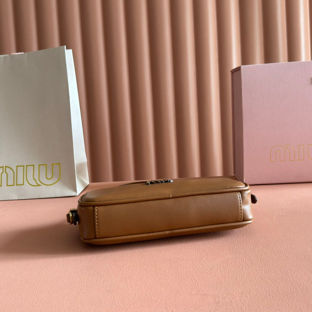 MIUMIU 26S POUCH BAG 20 IN TAN BROWN CALFSKIN GOLD HARDWARE