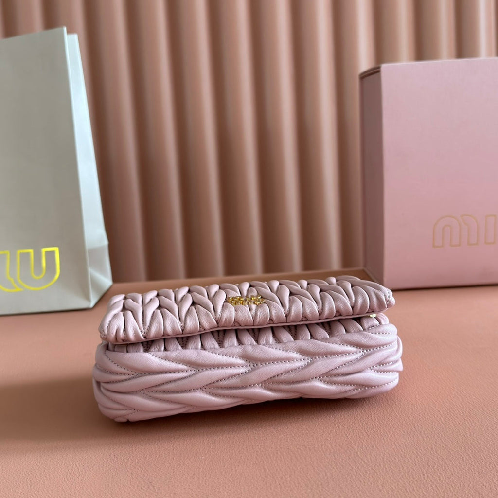 MIUMIU 26S MATELASSE MINI BAG 18 IN PINK CALFSKIN GOLD HARDWARE