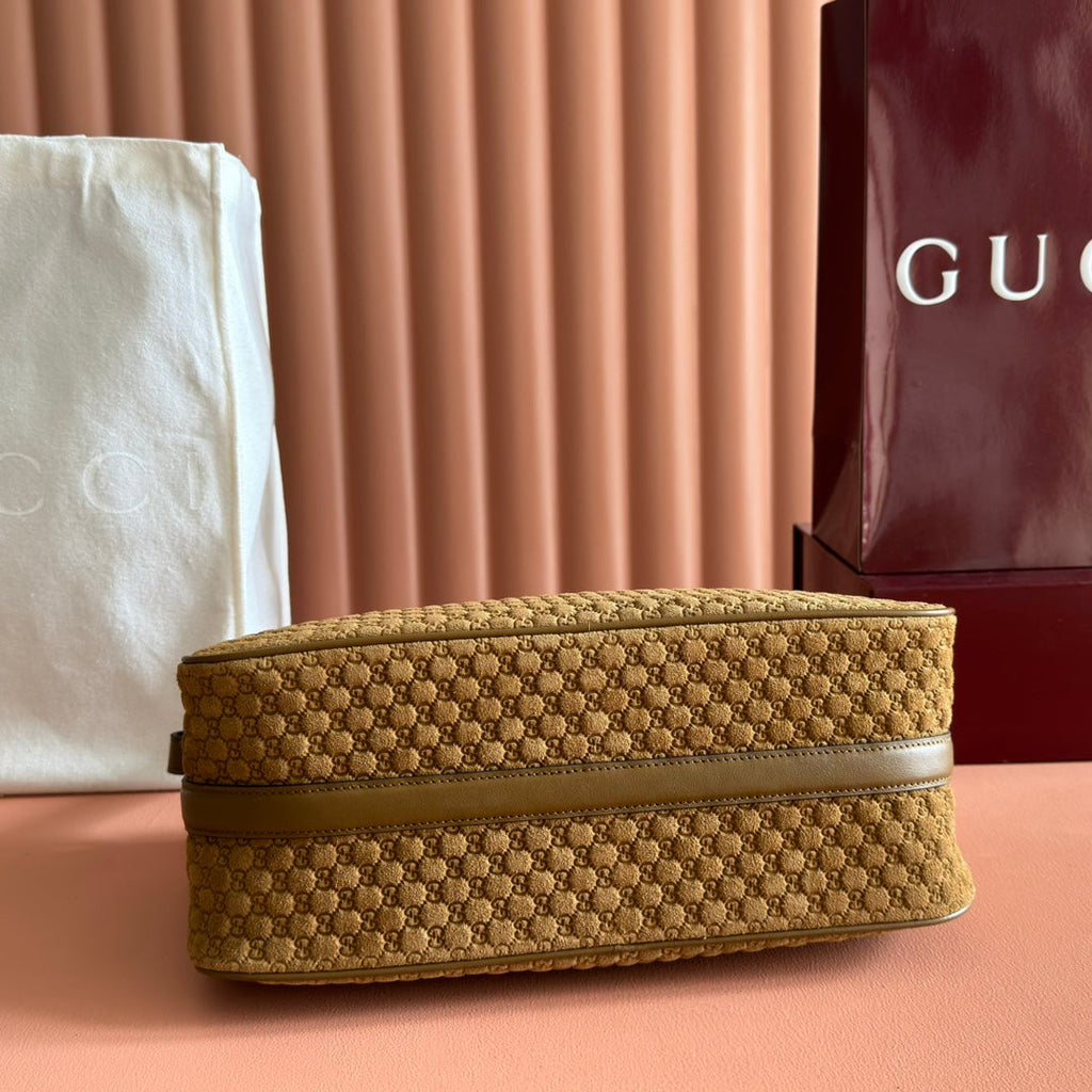 GUCCI 26S SHOULDER BAG 31 IN BROWN EMBOSSED SUEDE