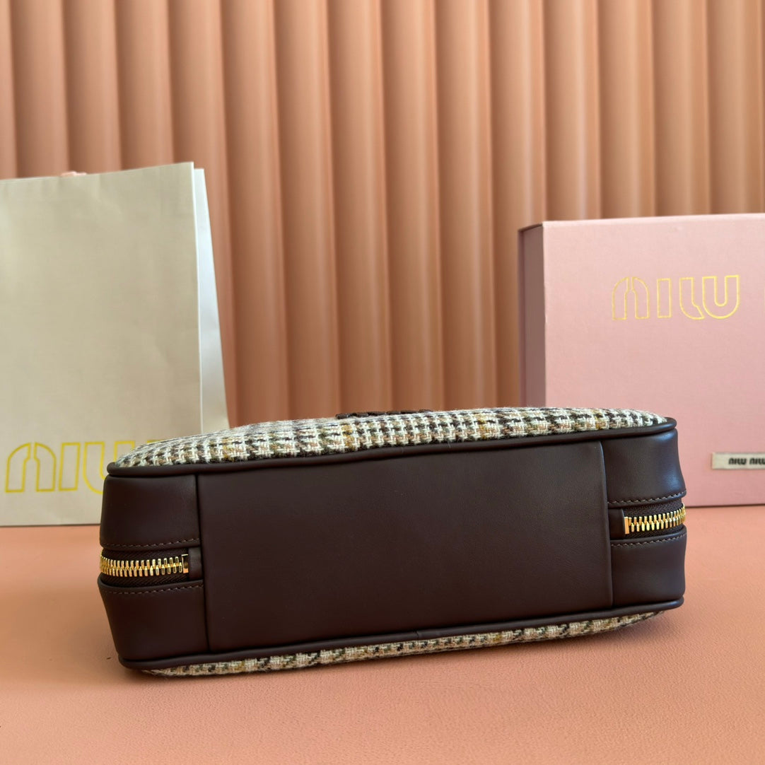 MIUMIU 26S BEAU CANVAS BAG 28 IN MULTICOLOR WOOL AND BROWN CALFSKIN