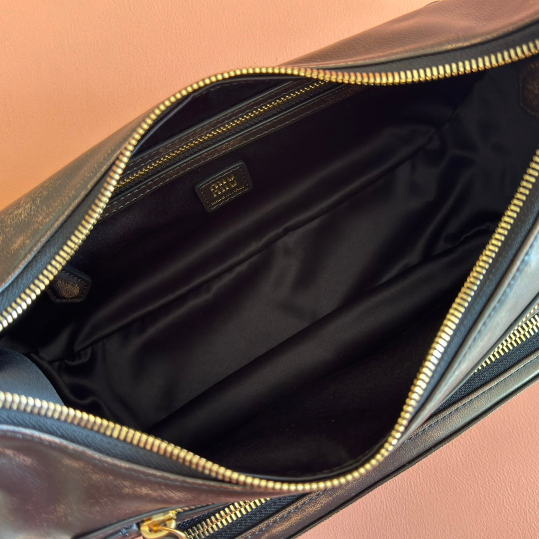 MIUMIU 26S POCKET BAG 38 IN BLACK CALFSKIN GOLD HARDWARE
