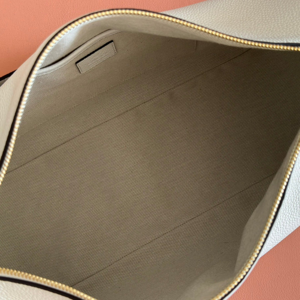 GUCCI 26S SHOULDER BAG 38 IN WHITE CALFSKIN