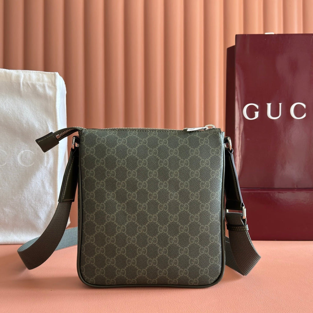 GUCCI 26S SUPREME MESSENGER BAG 23 IN MOSS GREEN CANVAS