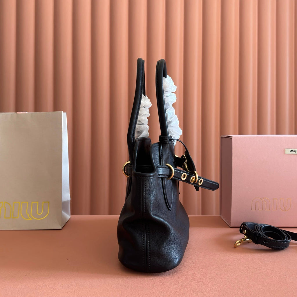 MIUMIU 26S BORSA AVENTURE BAG 30 IN BLACK CALFSKIN GOLD HARDWARE