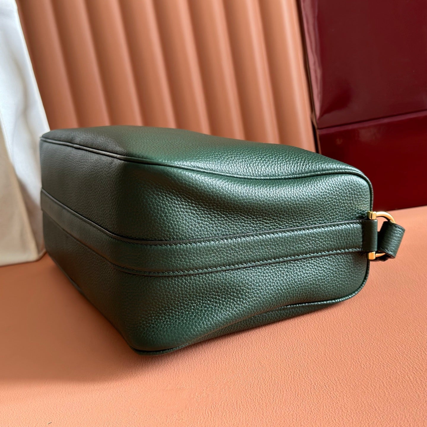 GUCCI 26S SHOULDER BAG 31 IN DARK GREEN CALFSKIN