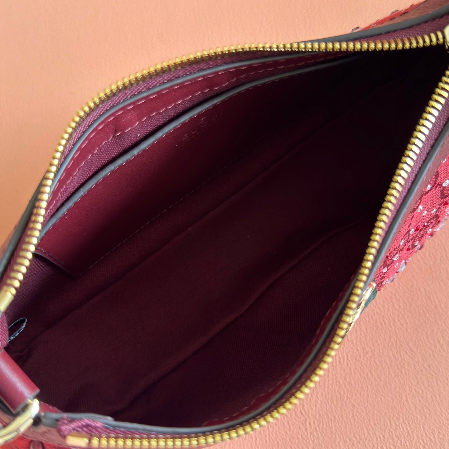 GUCCI 26S OPHIDIA SHOULDER BAG 26 IN DARK RED CANVAS EMBELLISHED WITH RHINESTONES