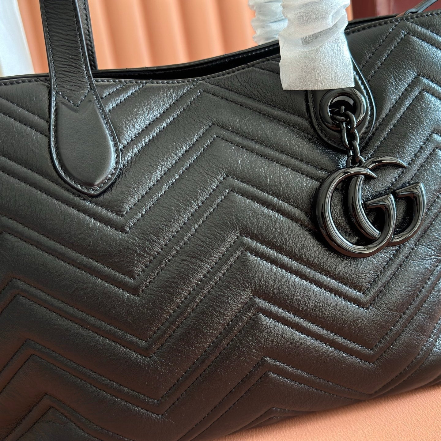 GUCCI 26S  MARMONT TOTE BAG 30 IN BLACK CALFSKIN