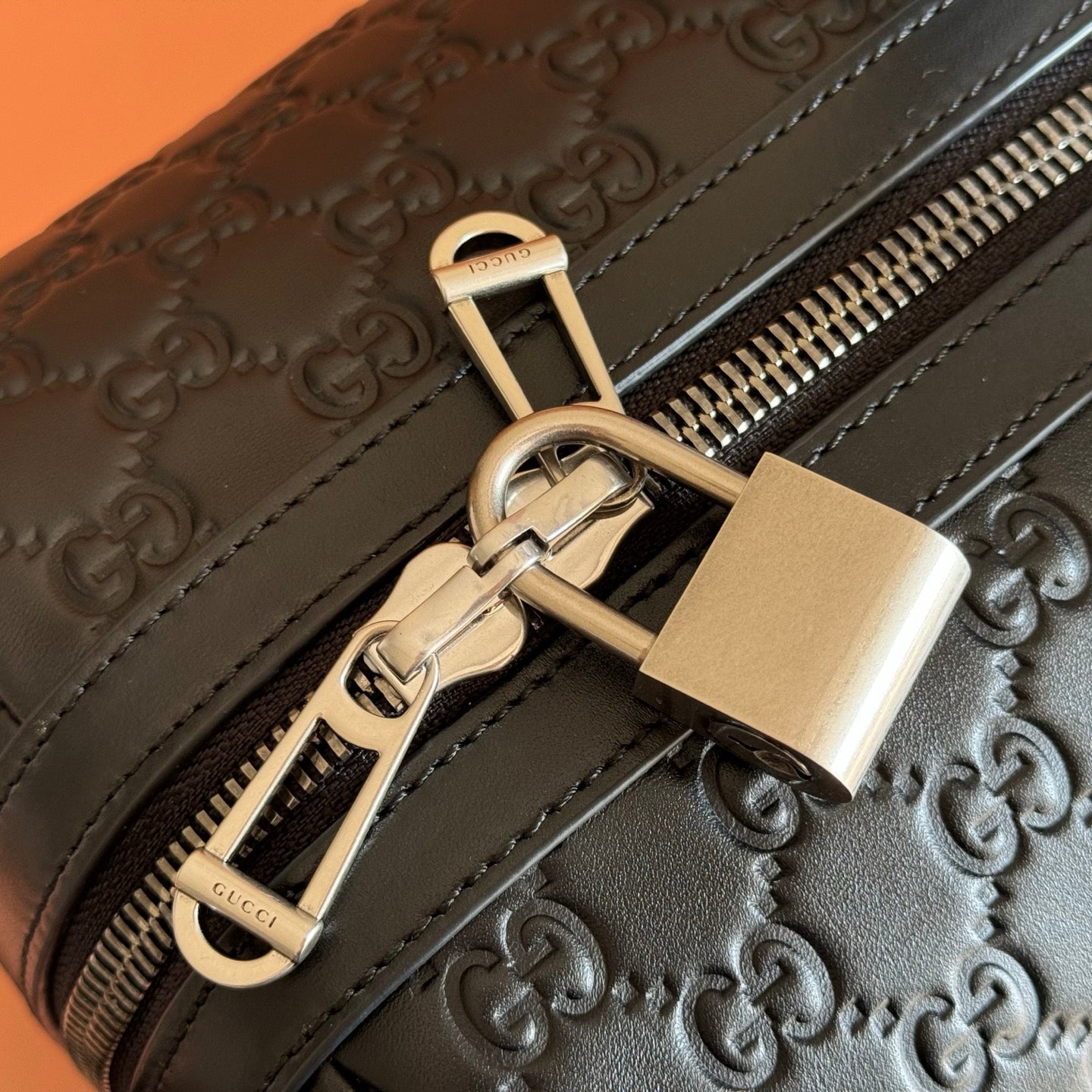 GUCCI 26S EMBLEM DUFFLE BAG 45 IN BLACK EMBOSSED CALFSKIN