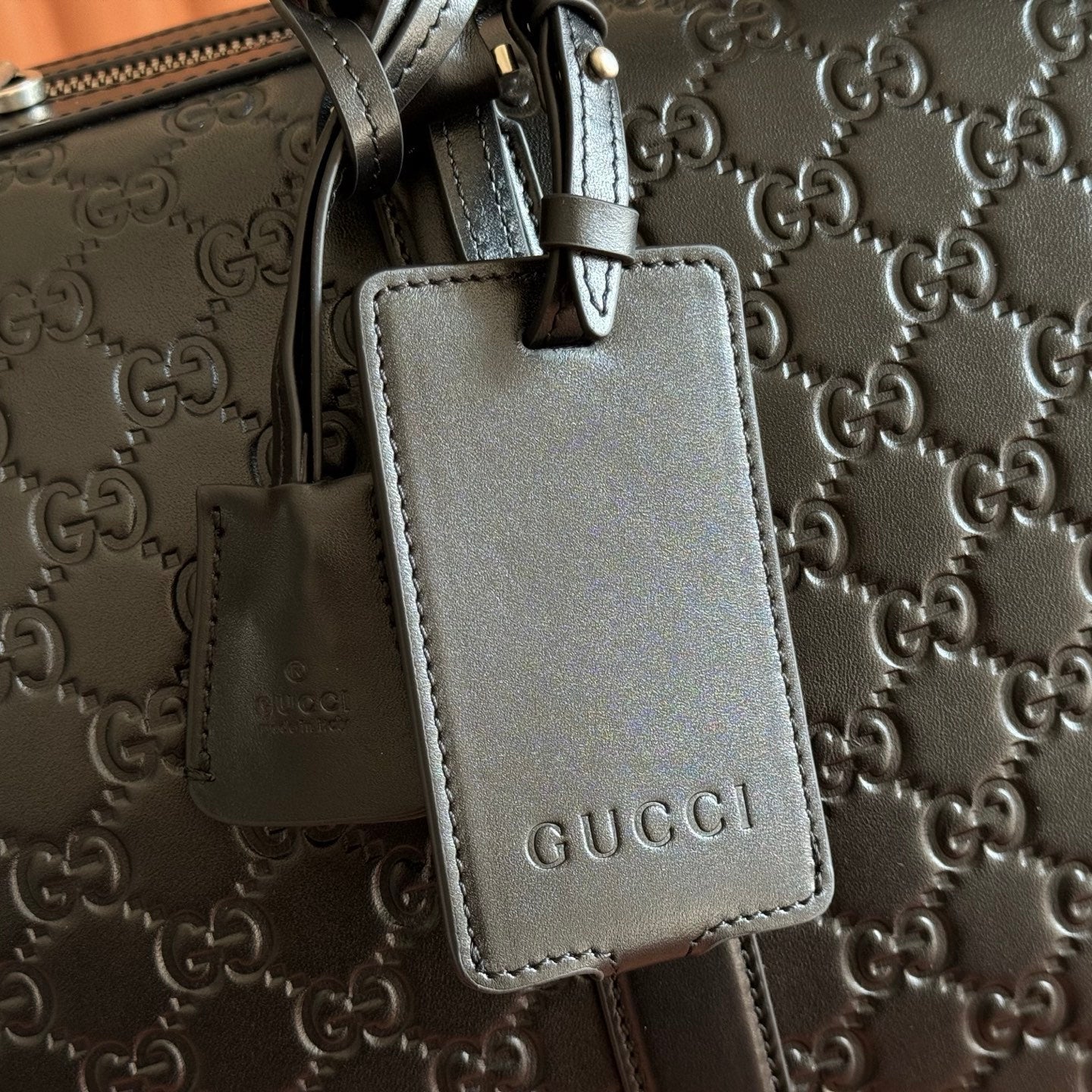 GUCCI 26S EMBLEM DUFFLE BAG 45 IN BLACK EMBOSSED CALFSKIN