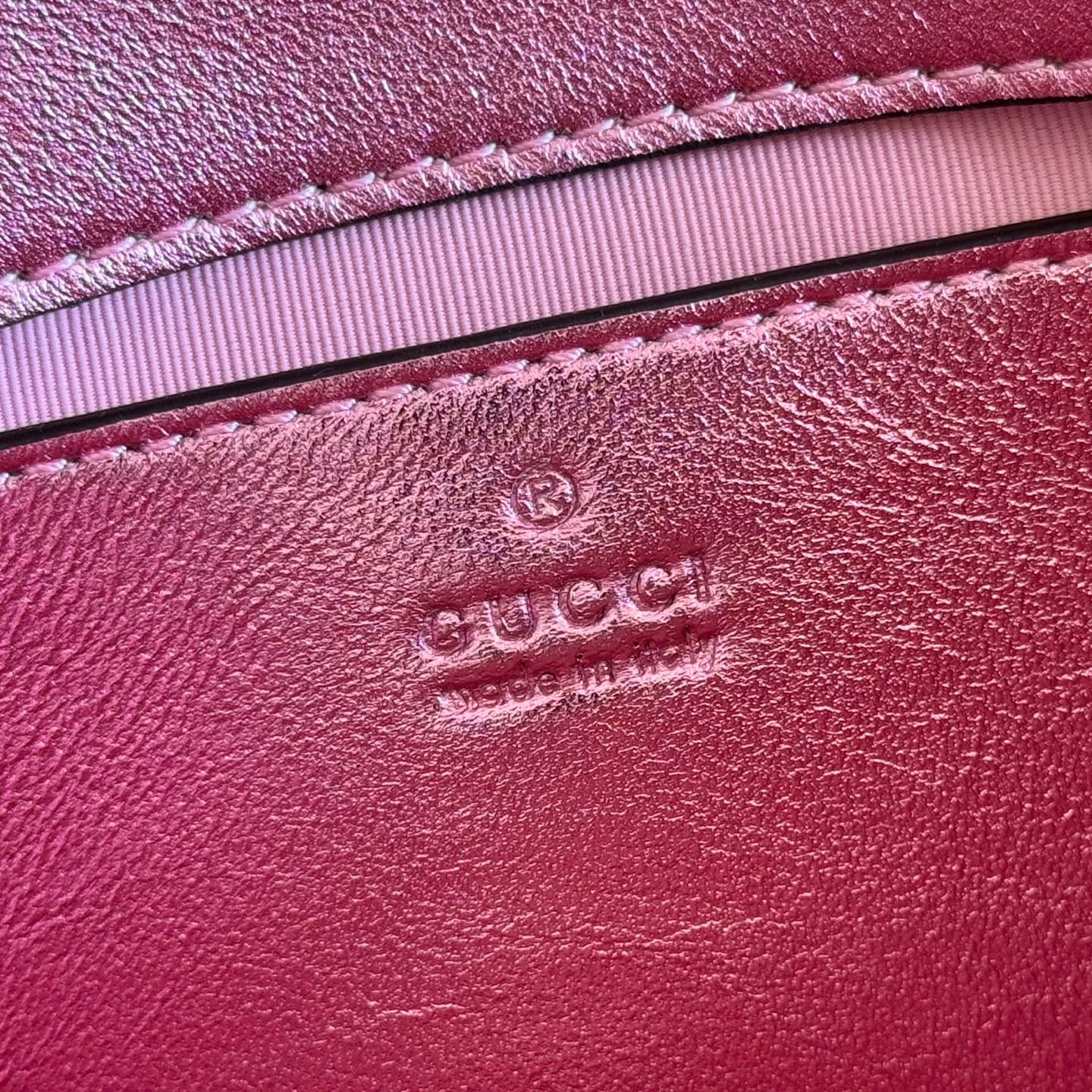 GUCCI 26S  MARMONT BAG 22 IN METALLIC PINK LAMBSKIN