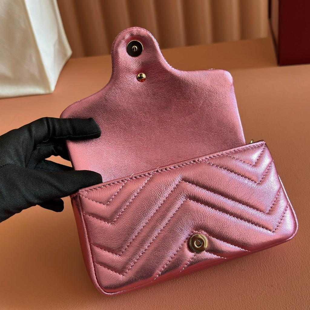 GUCCI 26S  MARMONT BAG 16 IN METALLIC PINK LAMBSKIN
