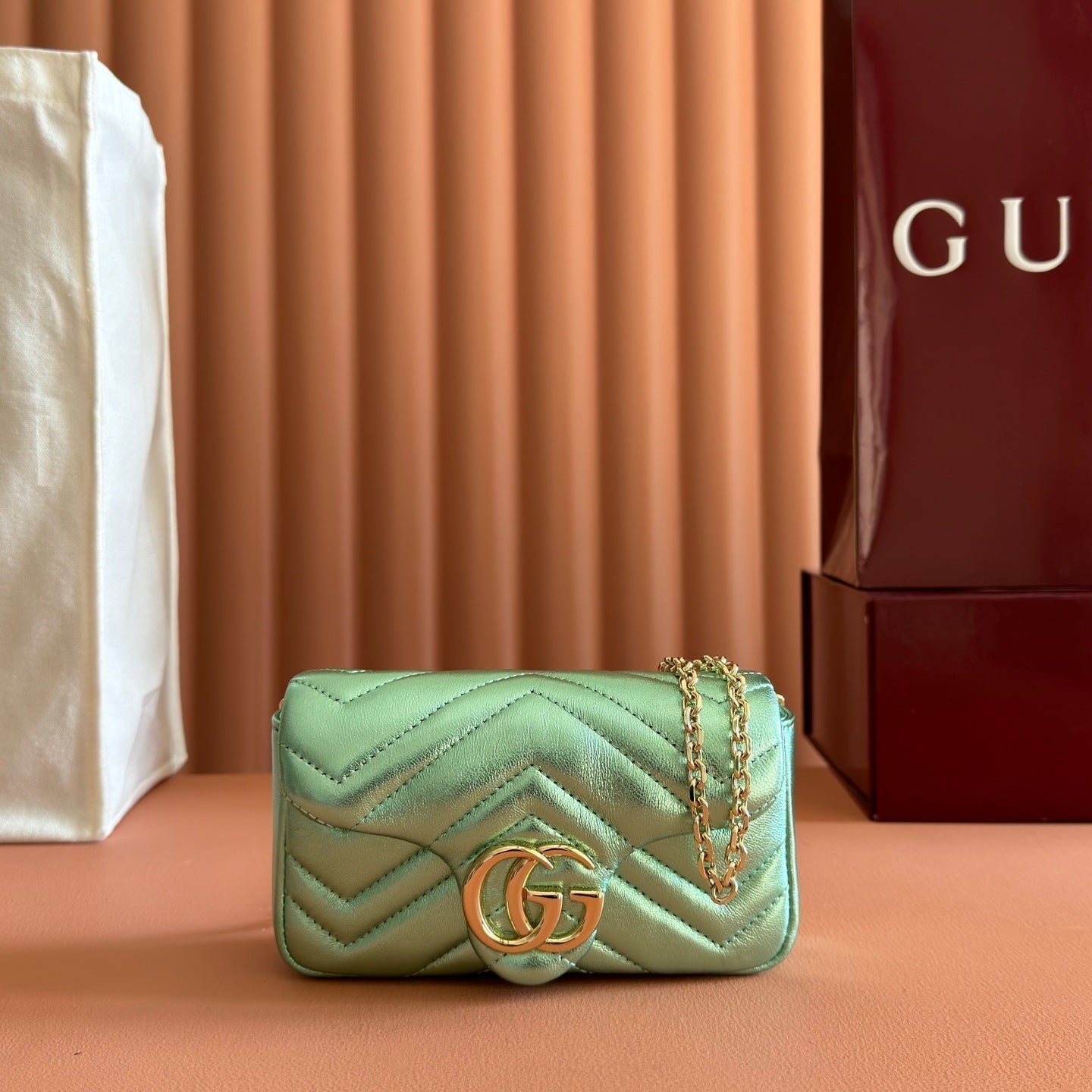 GUCCI 26S  MARMONT BAG 16 IN METALLIC PALE GREEN LAMBSKIN