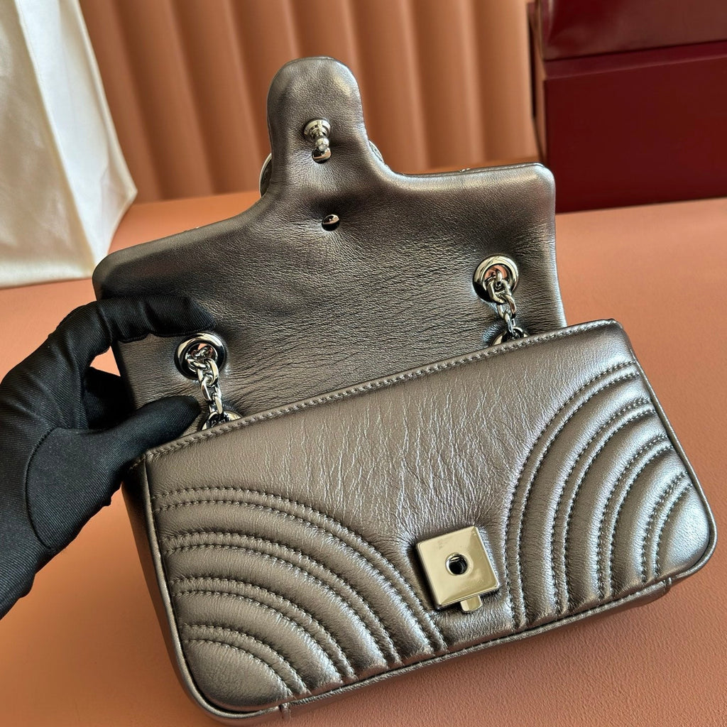 GUCCI 26S  MARMONT BAG 22 IN WARM GRAY BROWN LAMBSKIN