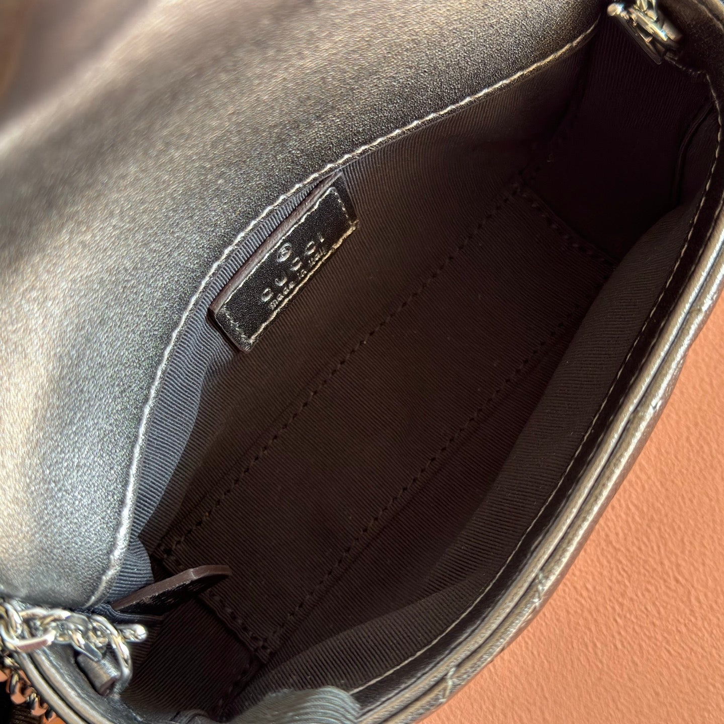 GUCCI 26S  MARMONT BAG 16 IN WARM GRAY BROWN LAMBSKIN