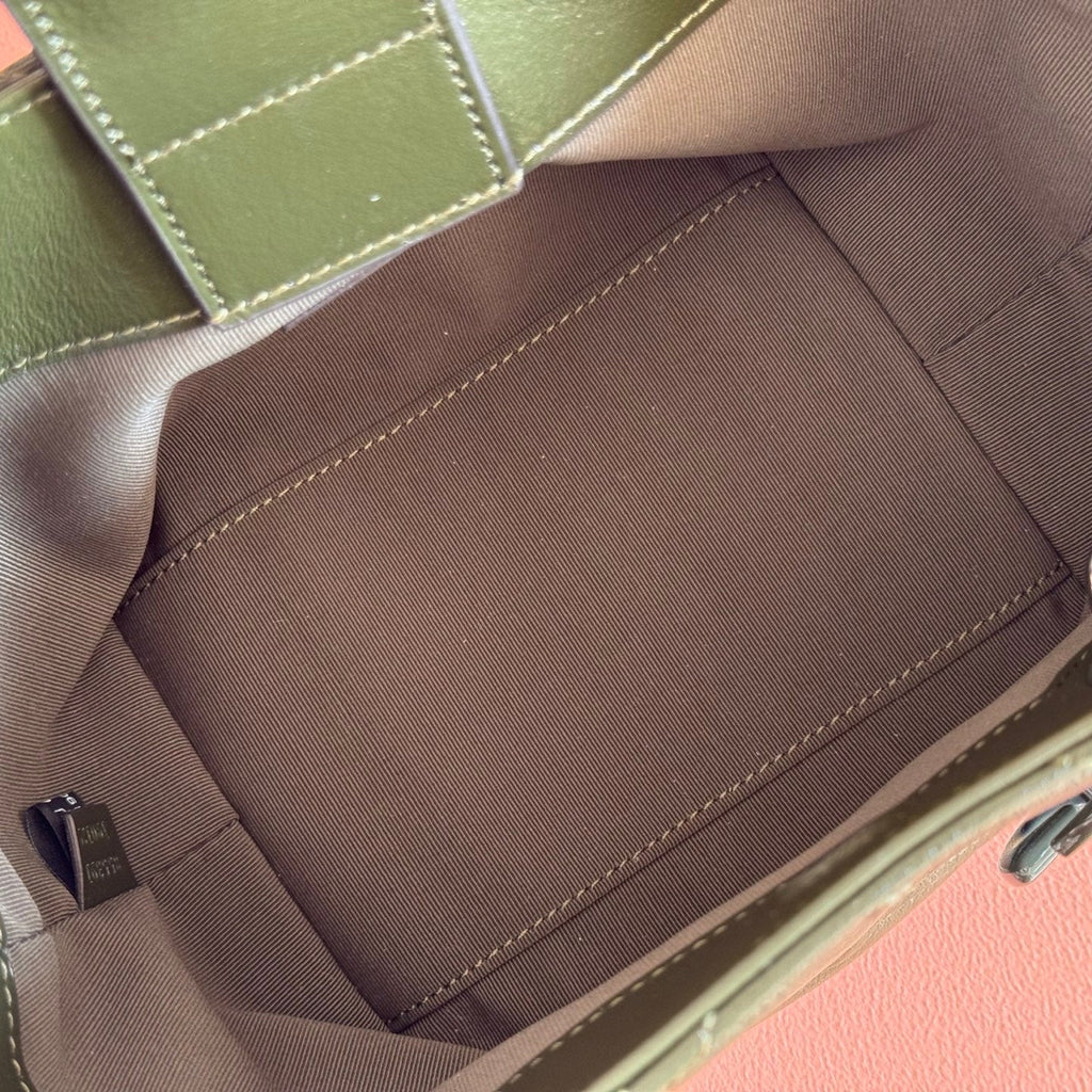 GUCCI 26S  MARMONT TOTE BAG 17 IN MOSS GREEN CALFSKIN