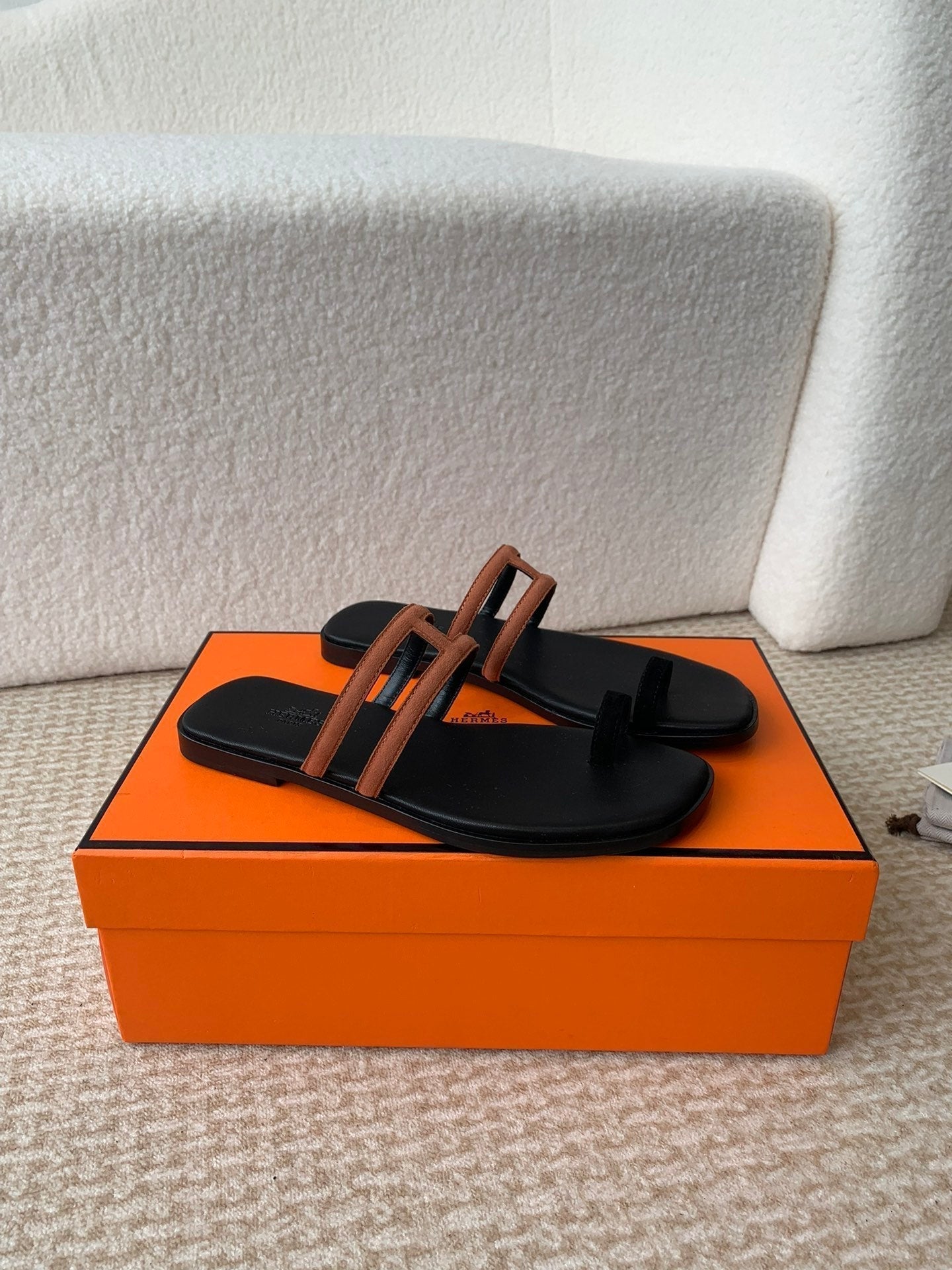 HERMES GEORGIA SANDALS BLACK MIX BROWN CALFSKIN