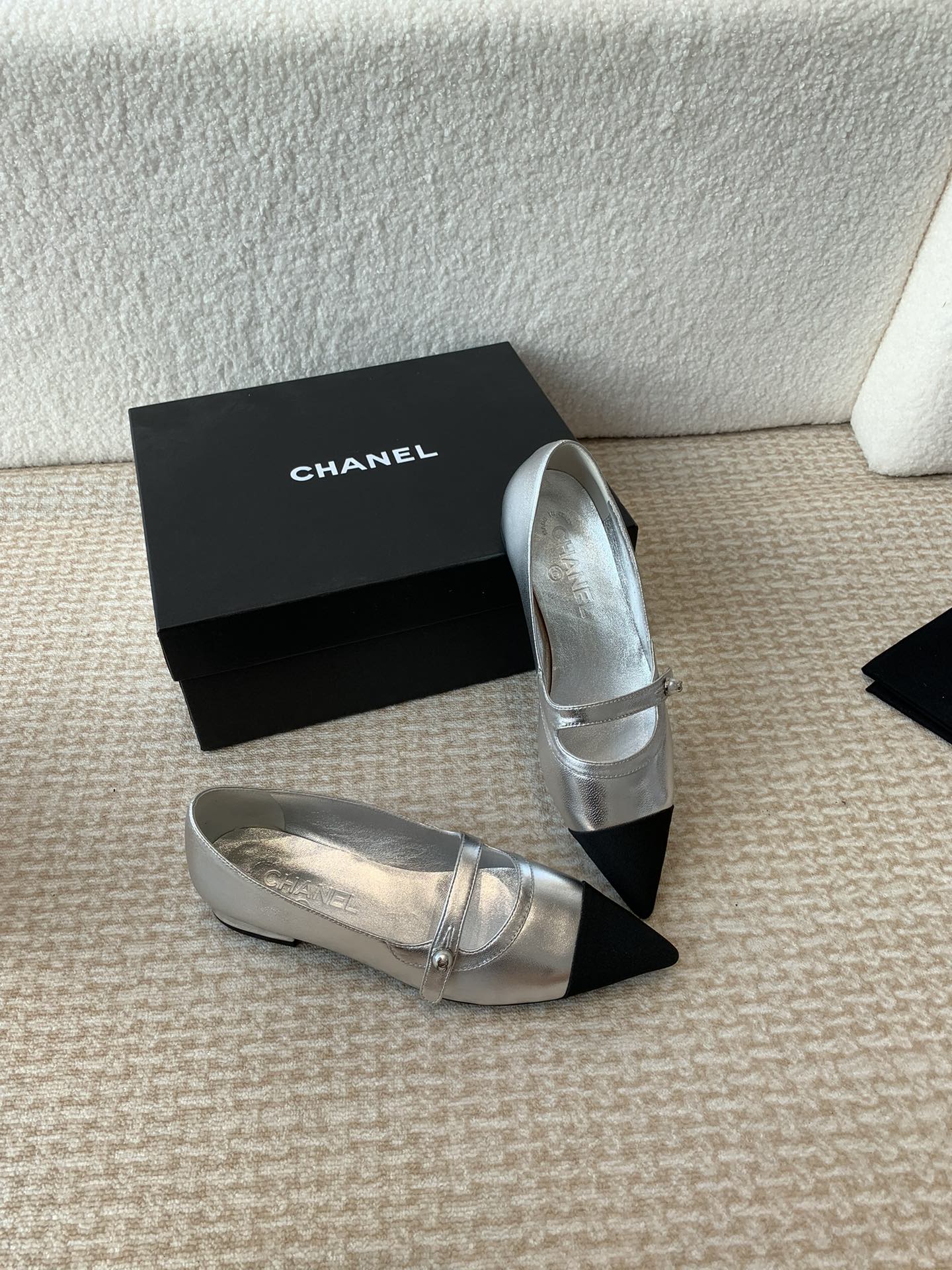 CHANEL Pointed Toe Mary Jane Shoes Silver Mix Black Lambskin