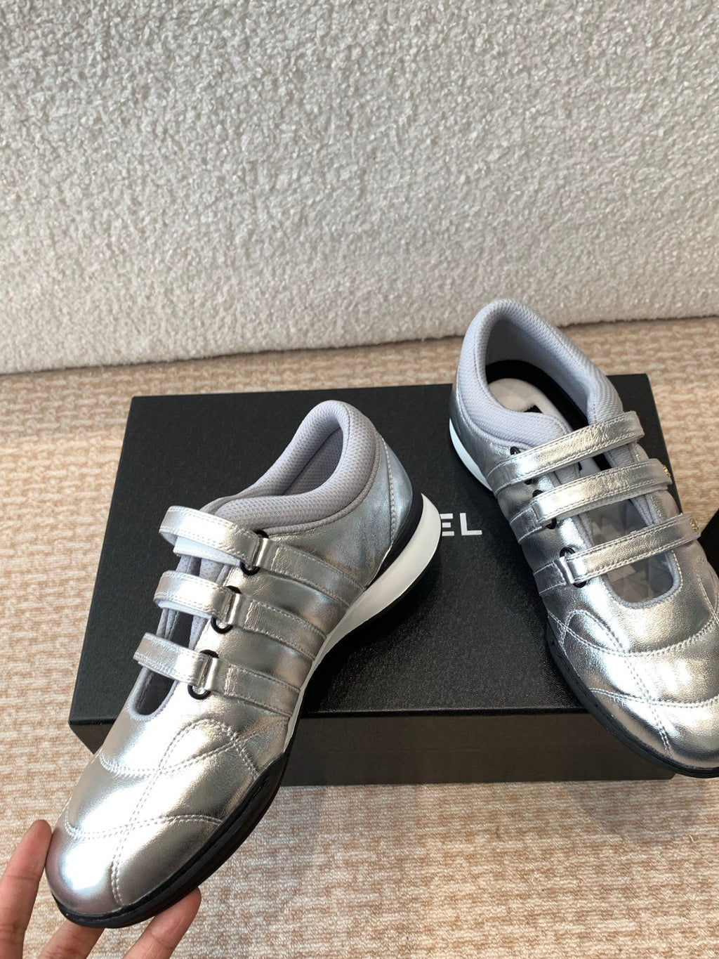CHANEL MARY JANE SNEAKERS IN SILVER LAMBSKIN