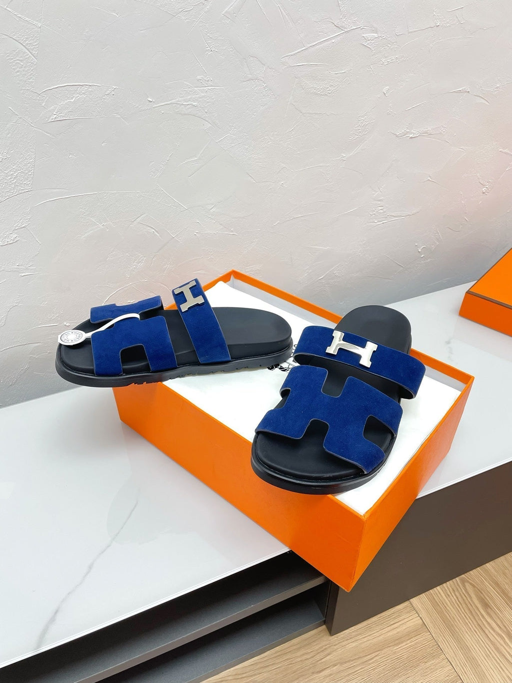HERMES CHYPRE SANDAL AZURE SUEDE WITH H BUCKLE